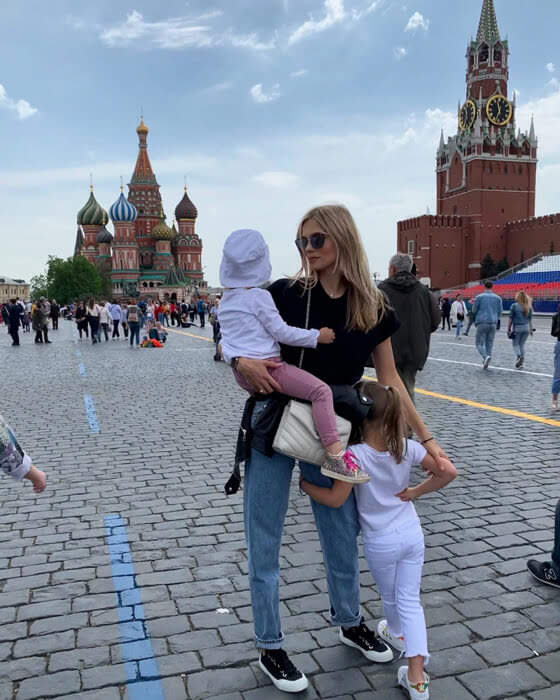 Екатерина Доманькова с детьми